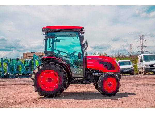 Tractor Kioti DK 5020C-EU, cabina cu AC,transmisie manuala de vanzare